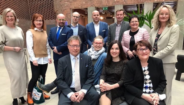 Aluevaltuusto kokoontui ensimmäistä kertaa Kanta-Hämeessä